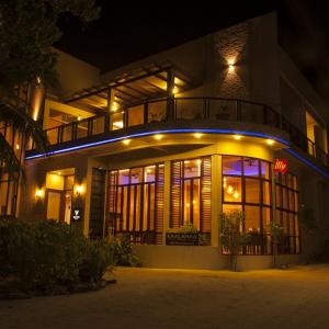 отель Velana Beach