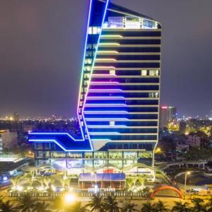 отель Grand Tourane