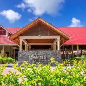 отель Oasis Hotel