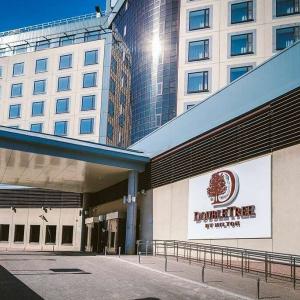 отель DoubleTree by Hilton Tyumen