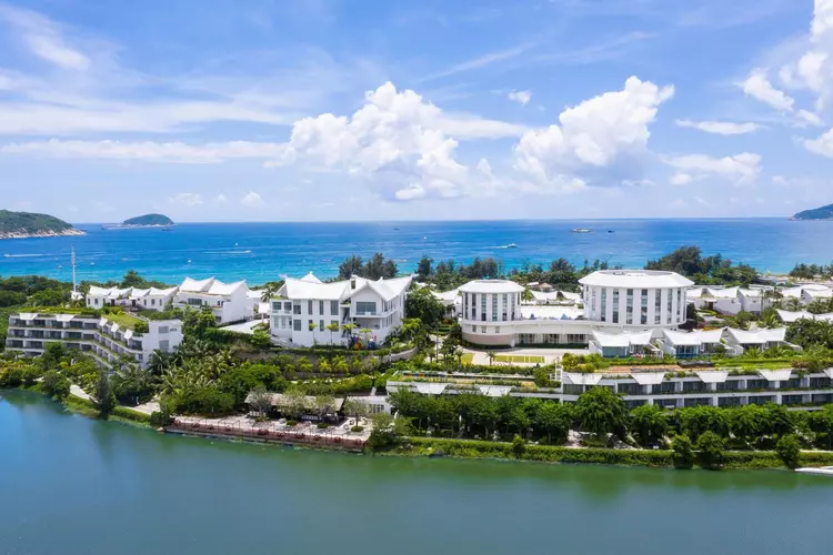 Palace Resort Yalong Bay