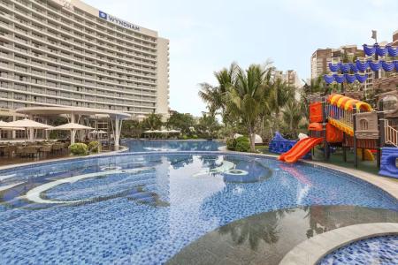 Отель Wyndham Sanya Bay в Санья - Китай