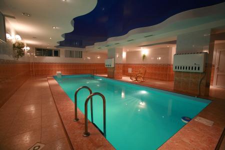 Отель AZIMUT Здоровье Янтарь в Светлогорск - Россия