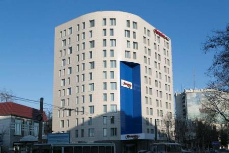 Hampton by Hilton