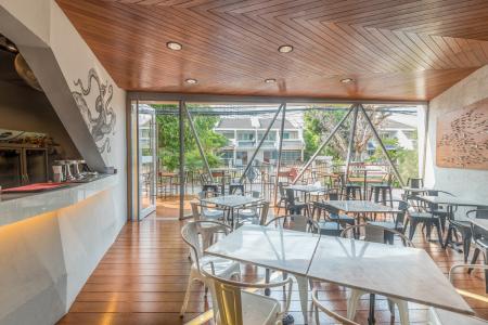 Отель Sea Crest By Jomtien в пляж Джомтьен - Таиланд