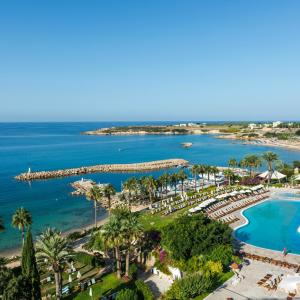 отель Coral Beach Hotel & Resort