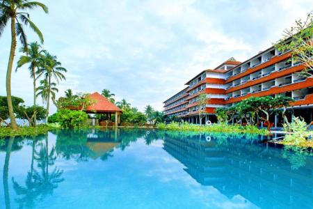 Отель Hikka Tranz by Cinnamon в Хиккадува - Шри-Ланка