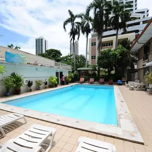 отель OYO 107 Malaysia Hotel