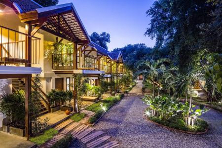 Отель Floral Lux Hotel Monttra Pattaya в На Джомтьен - Таиланд