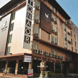 отель NIDA Ratchada Huai Khwang