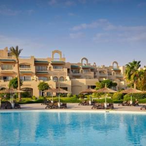 отель Coral Sea Waterworld