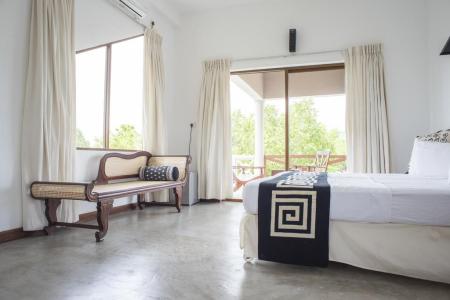 Nagenahira Beach Villa