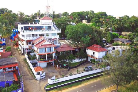 Отель Villa Hotel в Тринкомали - Шри-Ланка