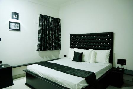 Отель Villa Hotel в Тринкомали - Шри-Ланка