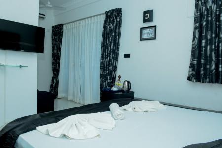 Отель Villa Hotel в Тринкомали - Шри-Ланка