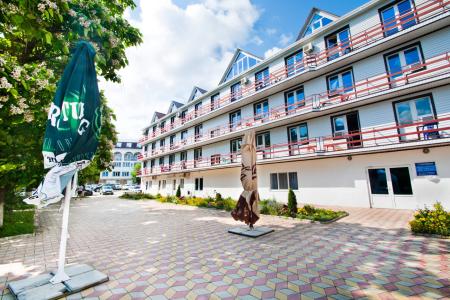 Отель База отдыха Торнадо в Туапсе - Россия