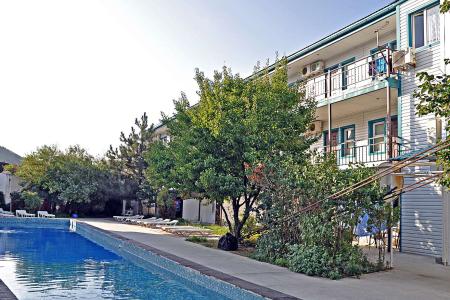 Отель База отдыха Торнадо в Туапсе - Россия