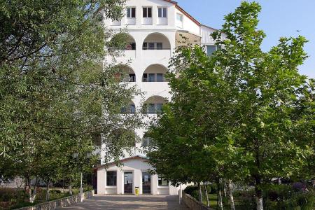 Отель База отдыха Торнадо в Туапсе - Россия