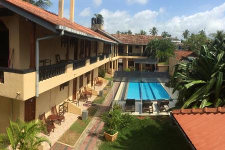 Отель Drifters Hotel в Хиккадува - Шри-Ланка