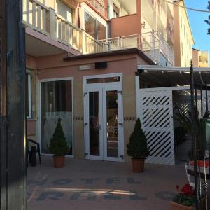 отель Corallo (Finale Ligure)