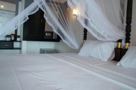 Отель Ritas Hotel в Хиккадува - Шри-Ланка