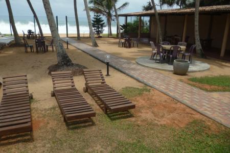 Отель Ocean View Cottage в Хиккадува - Шри-Ланка