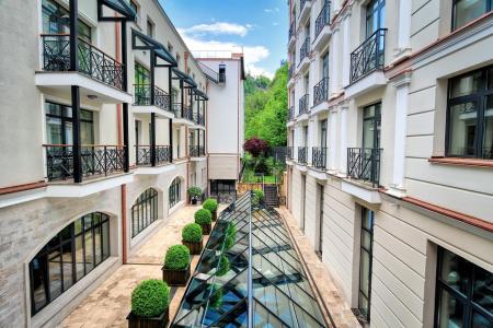 Crowne Plaza Borjomi