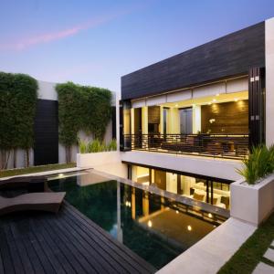 отель eqUILIBRIA Seminyak