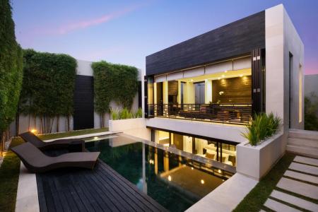 Отель eqUILIBRIA Seminyak в Кута - Индонезия