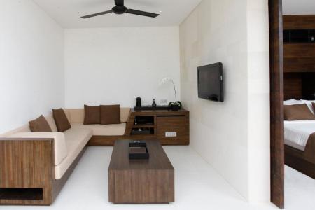 Отель eqUILIBRIA Seminyak в Кута - Индонезия