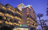 Туры в отель Holiday Inn Express Haikou West Coast