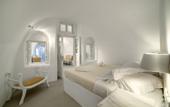 Туры в отель Spiliotica on the Cliff Suites & Apartments