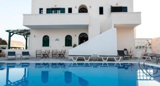 Memento Perissa Hotel 3*