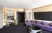 Туры в отель V Hotel Curio Collection By Hilton