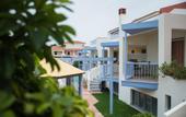 Туры в отель Niriides Apartments & Studios