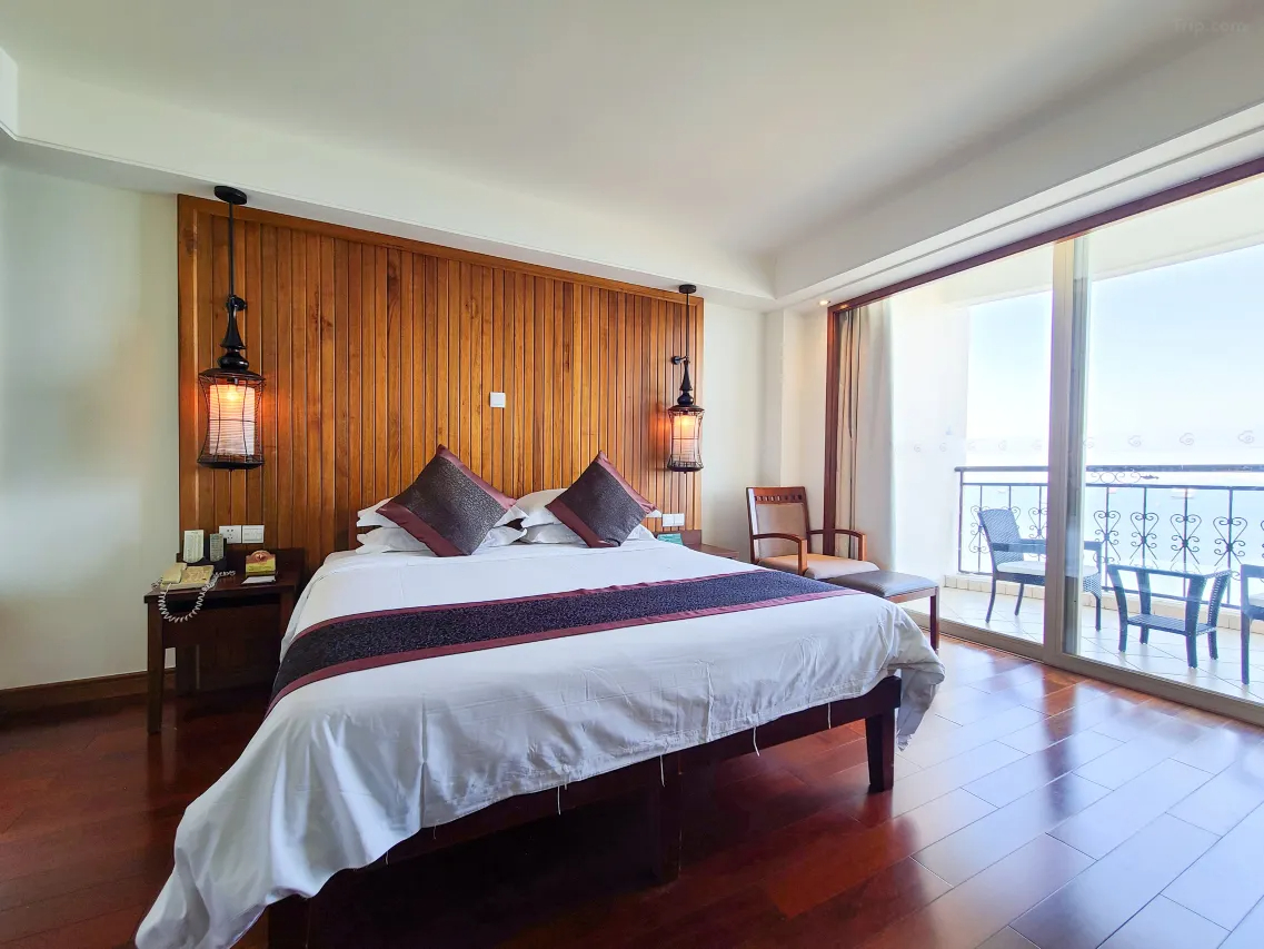 Sanya Bay Asgard Hotel (Sanya Bay Xianjufu Seaview Hotel)