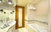 Туры в отель City Seasons Towers Hotel