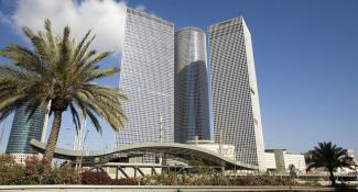 Crowne Plaza City Center 5*