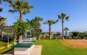 Туры в отель Crystal Springs Beach Hotel