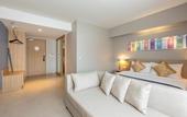 Туры в отель Oakwood Hotel Journeyhub Phuket