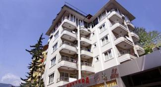 Kleopatra Bavyera 3*