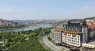 Movenpick Hotel Istanbul Golden Horn 5*
