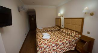 Leigham Court Hotel 2*