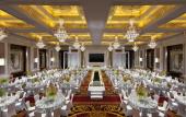 Туры в отель Sheraton Chongqing Hotel