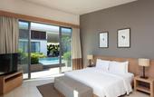 Туры в отель CasaBay Luxury Pool Villas