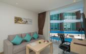 Туры в отель The Beachfront Hotel Phuket (Rawai)