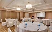Туры в отель Ramada Hotel & Suites Amwaj Islands