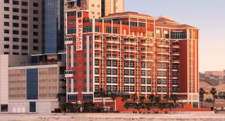 Ramada by Wyndham Manama City Centre 4*