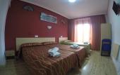 Туры в отель Hostal Rober