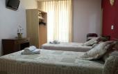 Туры в отель Hostal Rober